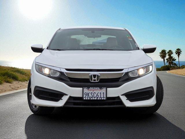 Photo of 2018 Taffeta White Honda Civic
