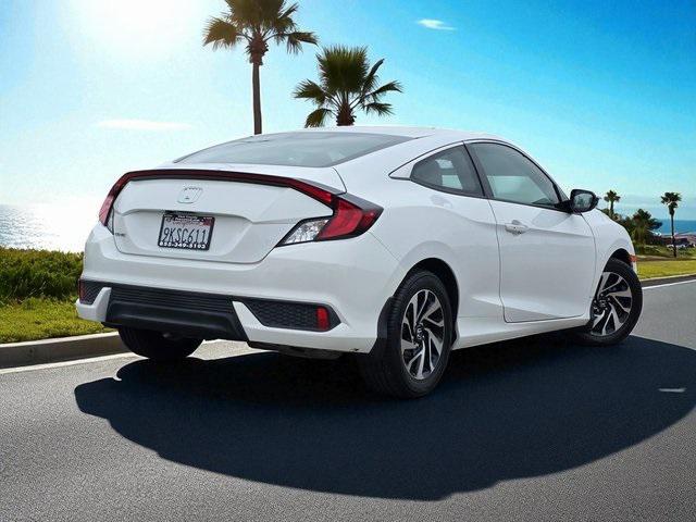 Photo of 2018 Taffeta White Honda Civic