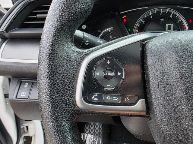 Photo of 2018 Taffeta White Honda Civic