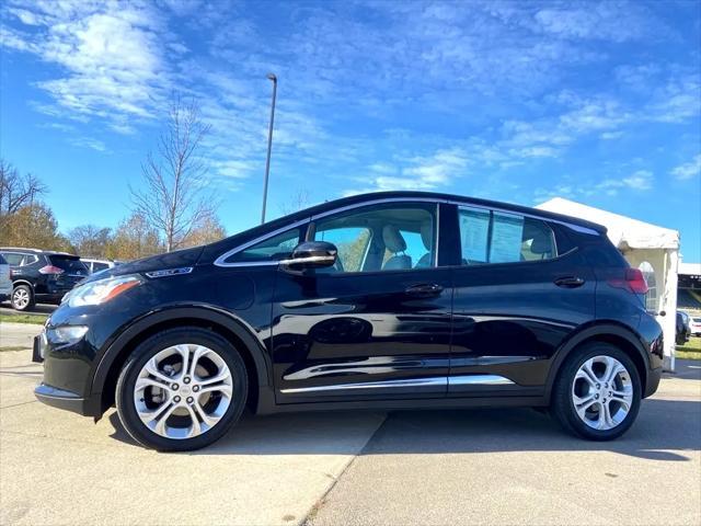 Photo of 2017 Mosaic Black Metallic Chevrolet Bolt EV