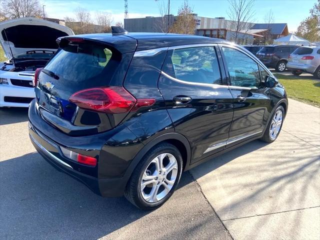 Photo of 2017 Mosaic Black Metallic Chevrolet Bolt EV