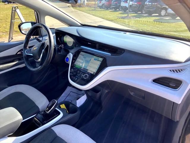 Photo of 2017 Mosaic Black Metallic Chevrolet Bolt EV