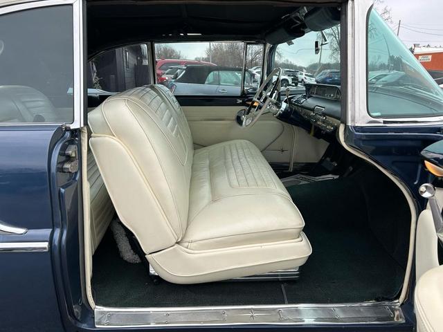 Photo of 1957 Blue Lincoln Premiere