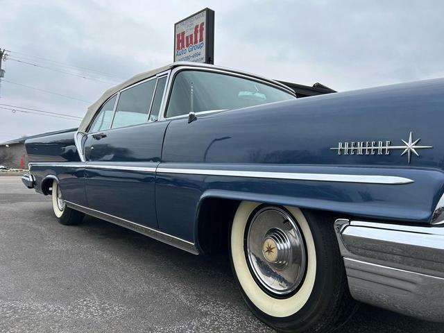 Photo of 1957 Blue Lincoln Premiere