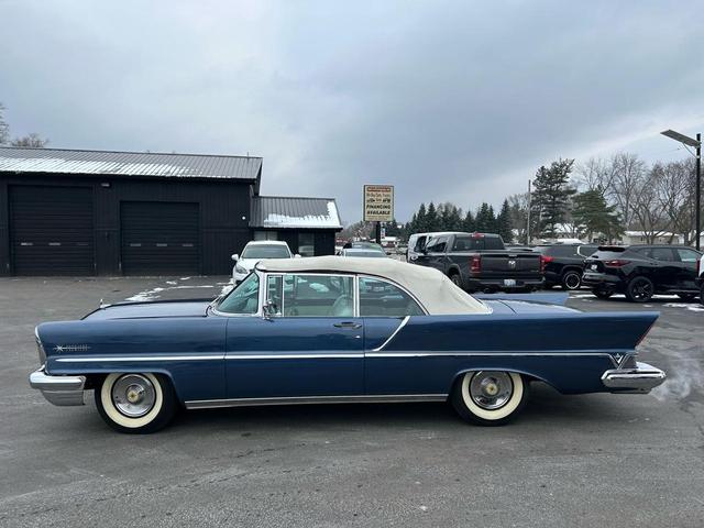 Photo of 1957 Blue Lincoln Premiere