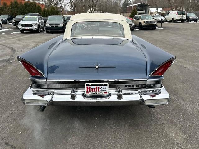 Photo of 1957 Blue Lincoln Premiere