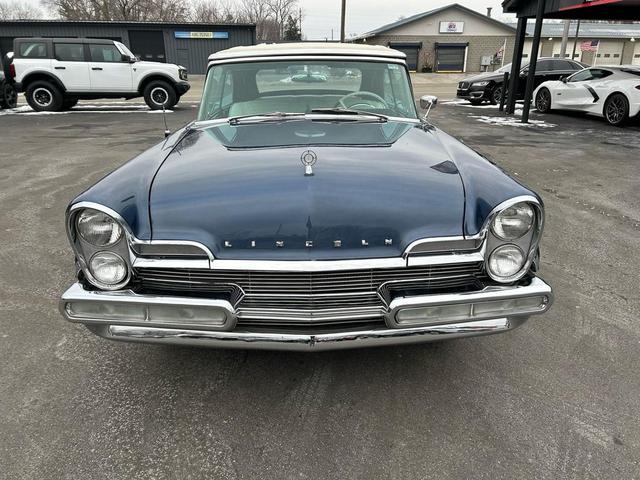 Photo of 1957 Blue Lincoln Premiere