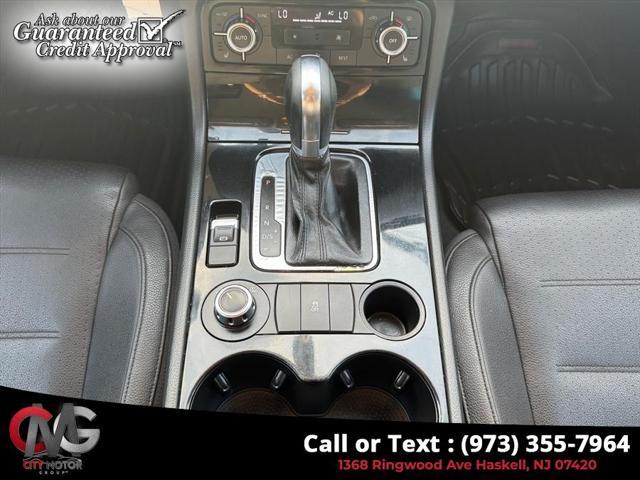 Photo of 2013 Black Uni Volkswagen Touareg