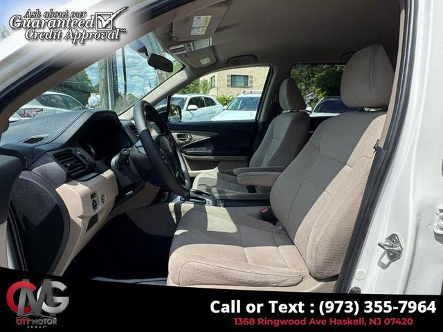 Photo of 2018 White Diamond Pearl Honda Pilot