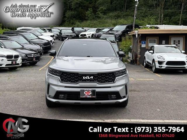 Photo of 2022 Wolf Gray Kia Sorento