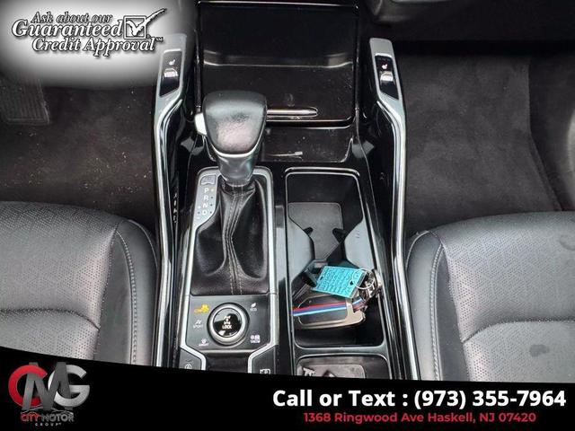 Photo of 2022 Wolf Gray Kia Sorento