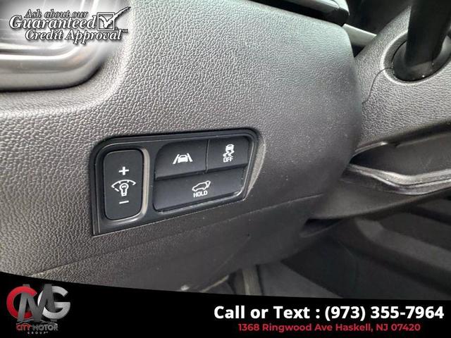 Photo of 2022 Wolf Gray Kia Sorento