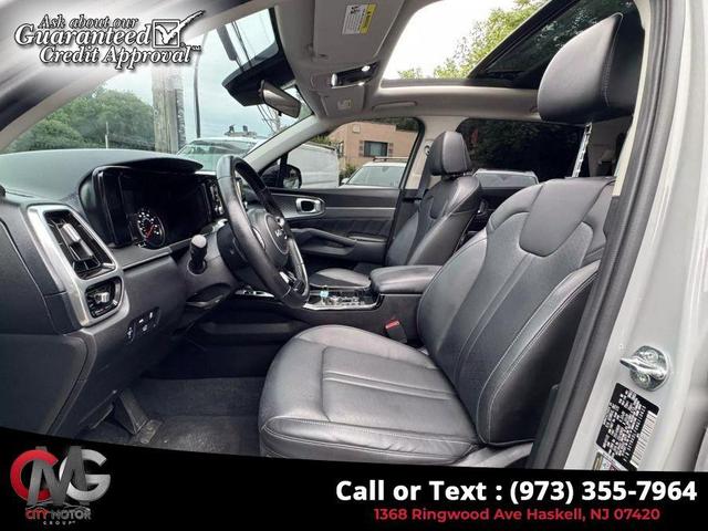 Photo of 2022 Wolf Gray Kia Sorento