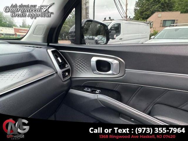 Photo of 2022 Wolf Gray Kia Sorento