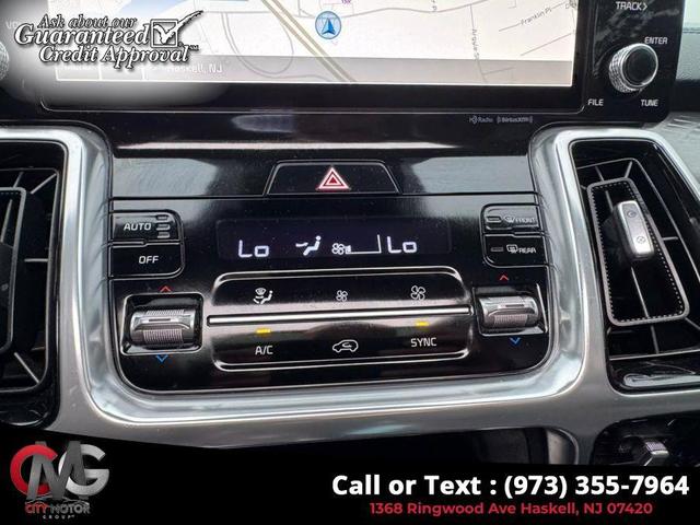 Photo of 2022 Wolf Gray Kia Sorento