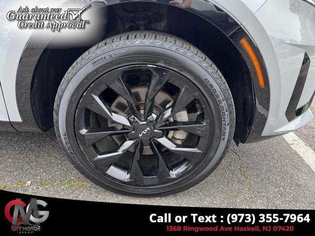 Photo of 2022 Wolf Gray Kia Sorento