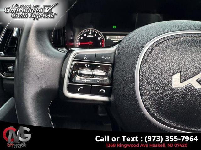 Photo of 2022 Wolf Gray Kia Sorento
