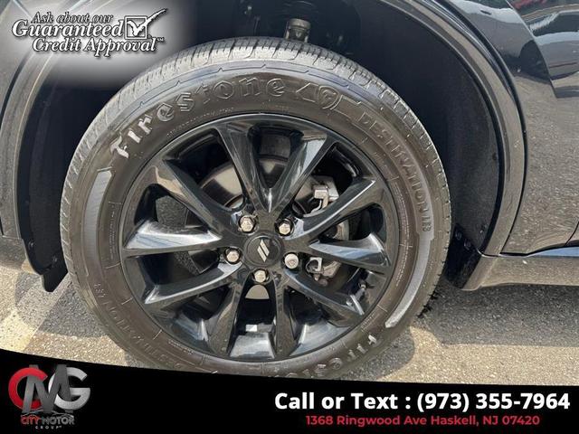 Photo of 2019 Db Black Crystal Clearcoat Dodge Durango