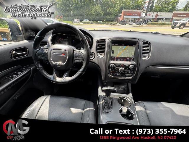 Photo of 2019 Db Black Crystal Clearcoat Dodge Durango