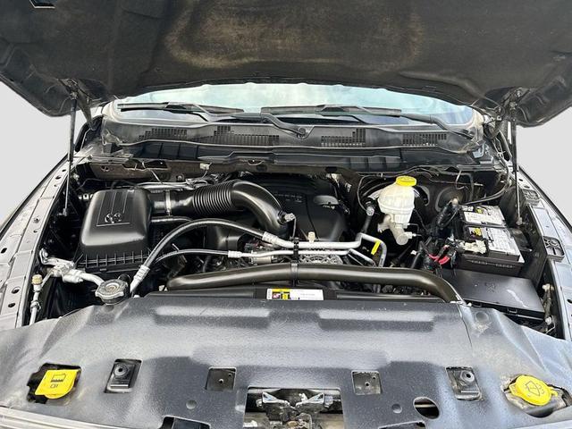 Photo of 2019 Granite Crystal Metallic Clearcoat RAM 1500