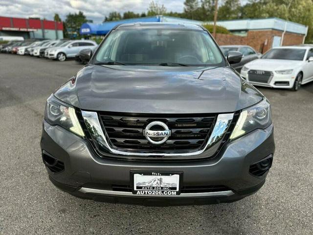 Photo of 2020 Gun Metallic Nissan Pathfinder
