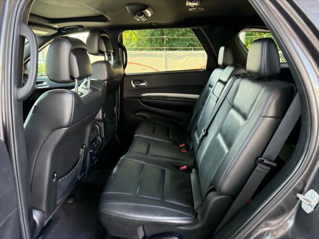 Photo of 2017 Granite Metallic Clearcoat Dodge Durango