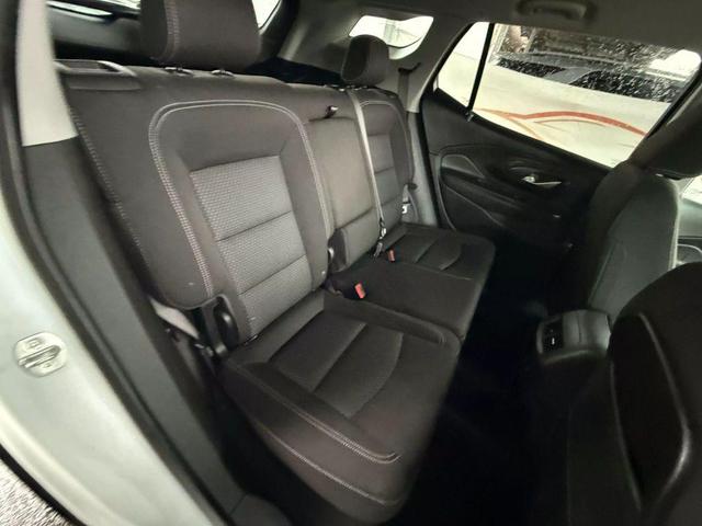 Photo of 2022 Summit White GMC Terrain