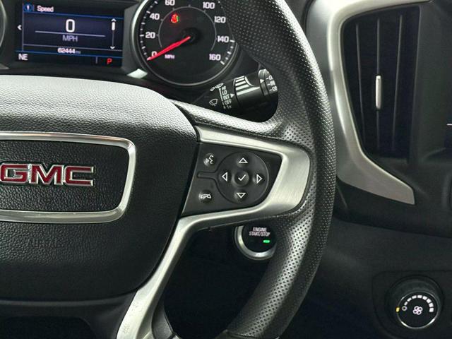 Photo of 2022 Summit White GMC Terrain