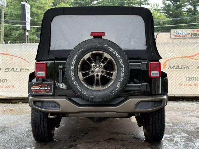 Photo of 2017 Black Clearcoat Jeep Wrangler Unlimited