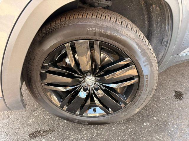 Photo of 2019 Platinum Gray Metallic Volkswagen Atlas