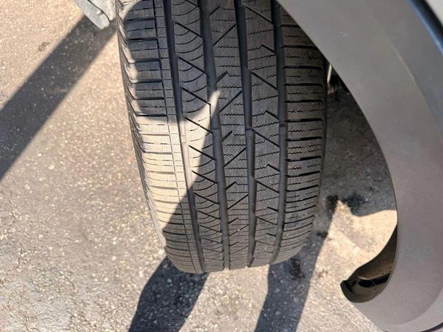Photo of 2019 Platinum Gray Metallic Volkswagen Atlas