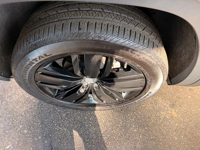 Photo of 2019 Platinum Gray Metallic Volkswagen Atlas