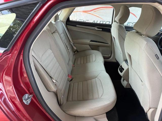 Photo of 2018 Red Ford Fusion