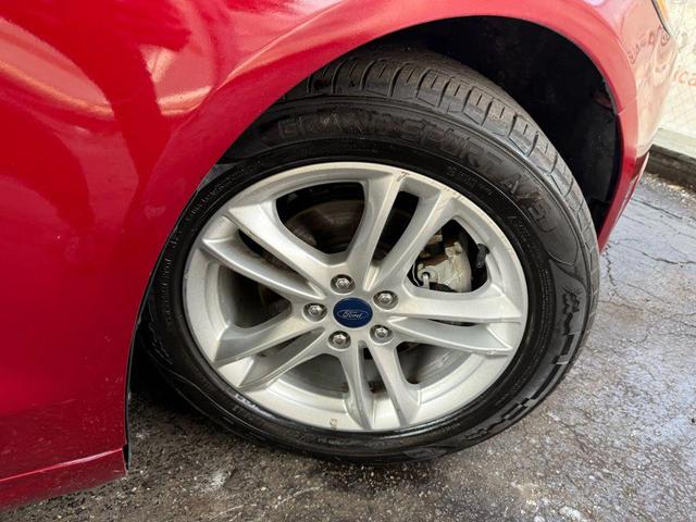 Photo of 2018 Red Ford Fusion