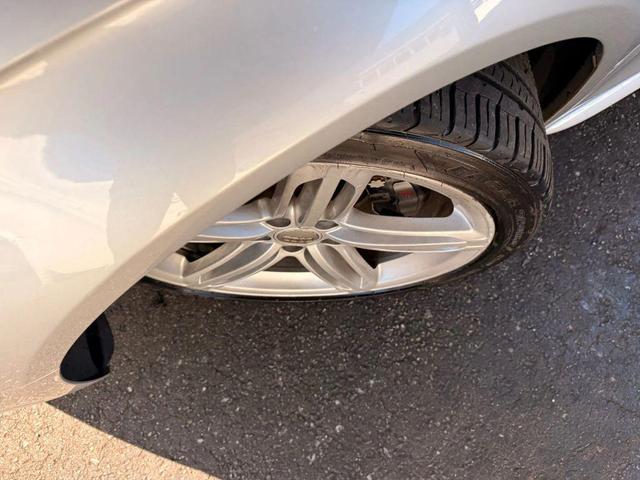 Photo of 2014 Ice Silver Metallic Audi S4