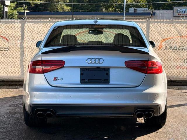 Photo of 2014 Ice Silver Metallic Audi S4