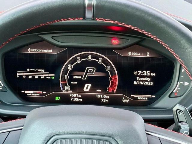 Photo of 2024 Black Lamborghini Urus