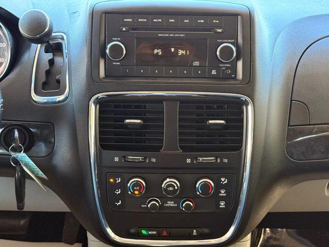 Photo of 2014 Maximum Steel Metallic Clearcoat Dodge Grand Caravan