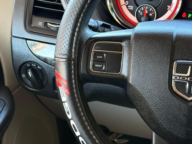Photo of 2014 Maximum Steel Metallic Clearcoat Dodge Grand Caravan