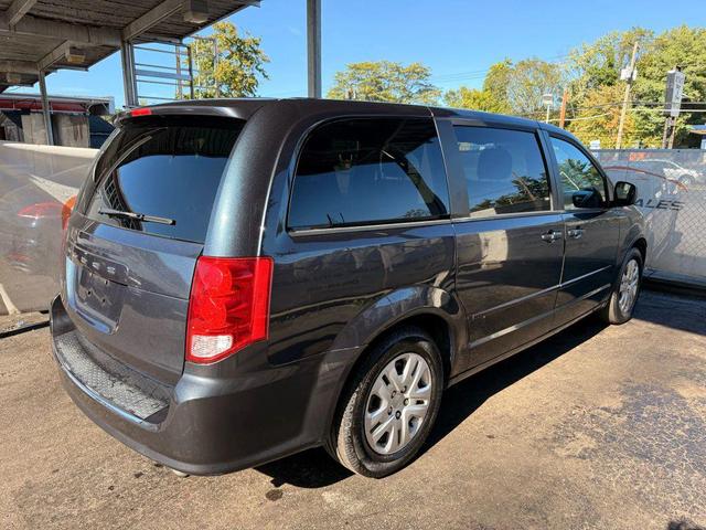 Photo of 2014 Maximum Steel Metallic Clearcoat Dodge Grand Caravan