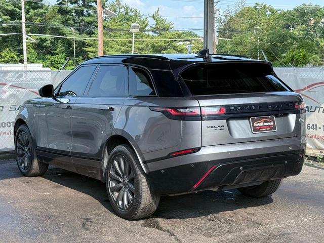 Photo of 2019 Gray Land Rover Range Rover Velar