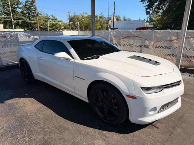 Photo of 2014 Summit White Chevrolet Camaro