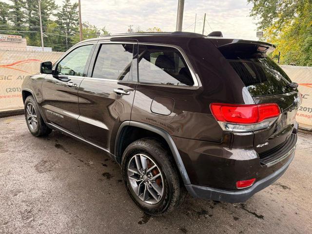 Photo of 2017 Luxury Brown Pearlcoat Jeep Grand Cherokee