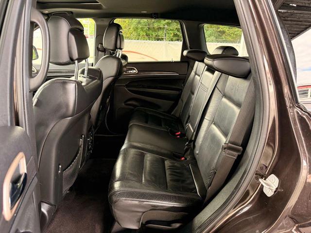 Photo of 2017 Luxury Brown Pearlcoat Jeep Grand Cherokee