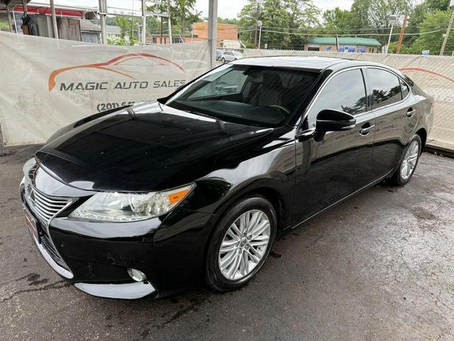 Photo of 2013 Obsidian Lexus ES 350