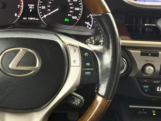 Photo of 2013 Obsidian Lexus ES 350