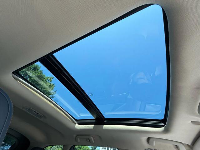Photo of 2012 Premium Electric Silver Metallic Volvo XC60