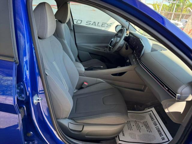 Photo of 2024 Intense Blue Hyundai ELANTRA