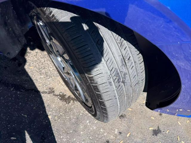Photo of 2024 Intense Blue Hyundai ELANTRA