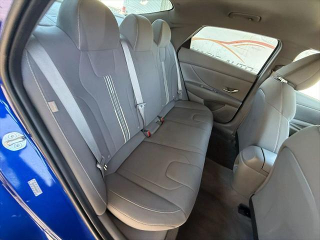 Photo of 2024 Intense Blue Hyundai ELANTRA